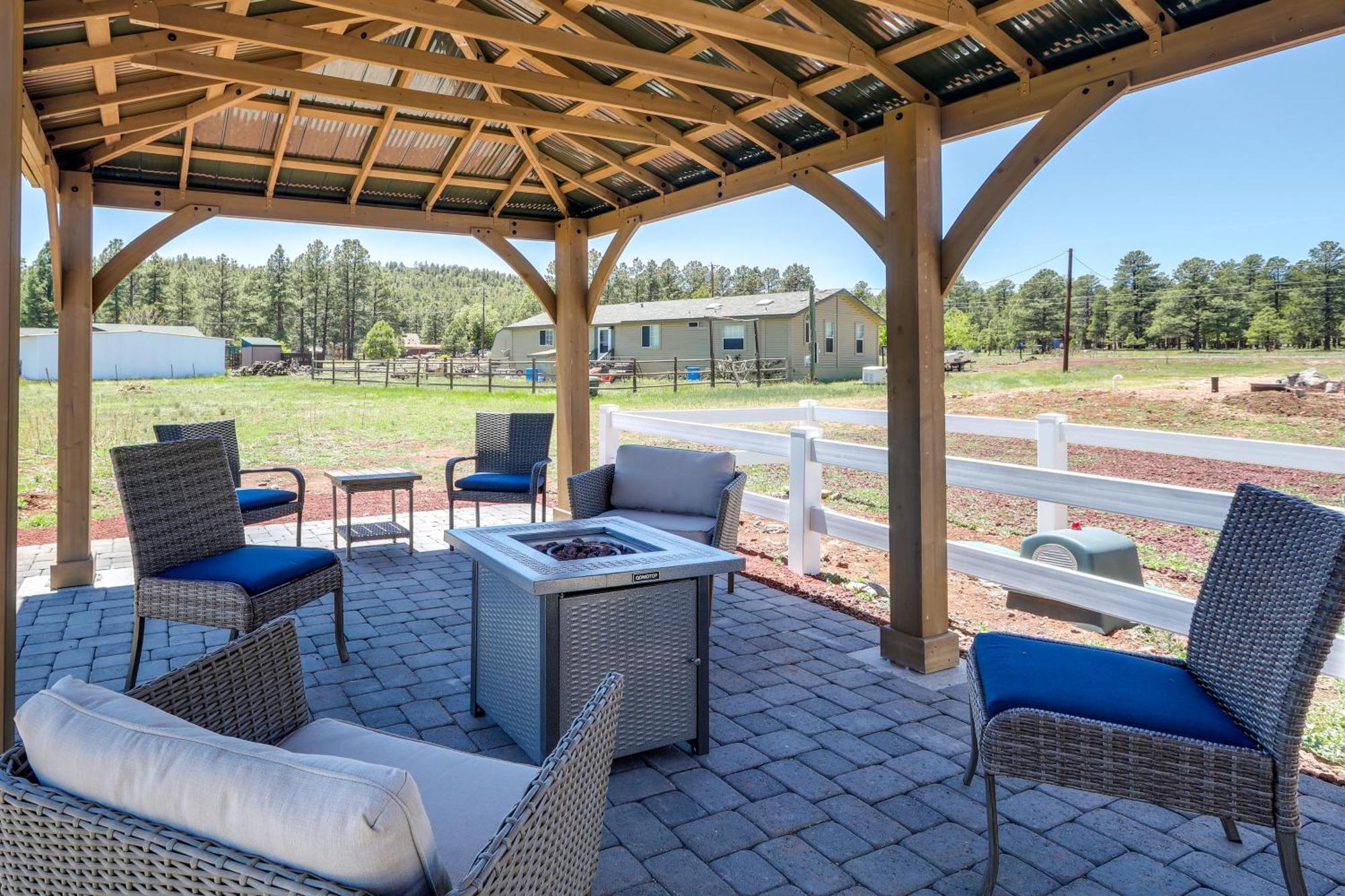 Williams Home With Fire Pit And Mountain Views! 外观 照片